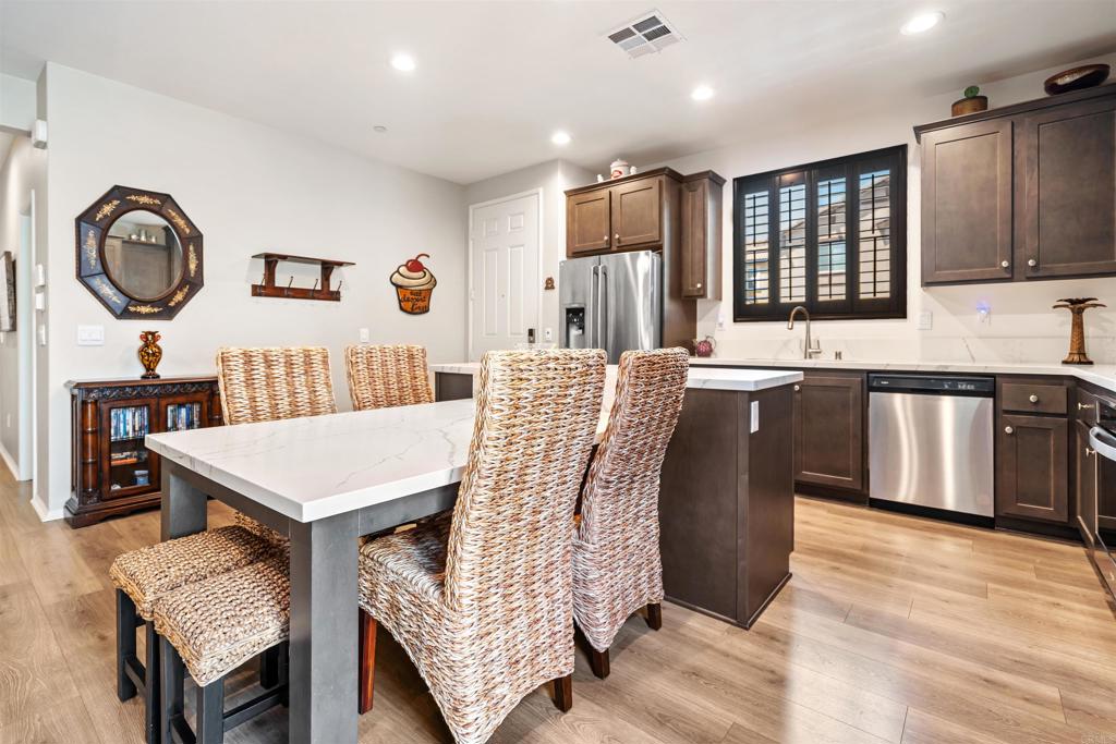 5604 Daybreak Way Property Photo 9