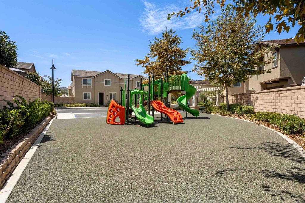 5604 Daybreak Way Property Photo 30