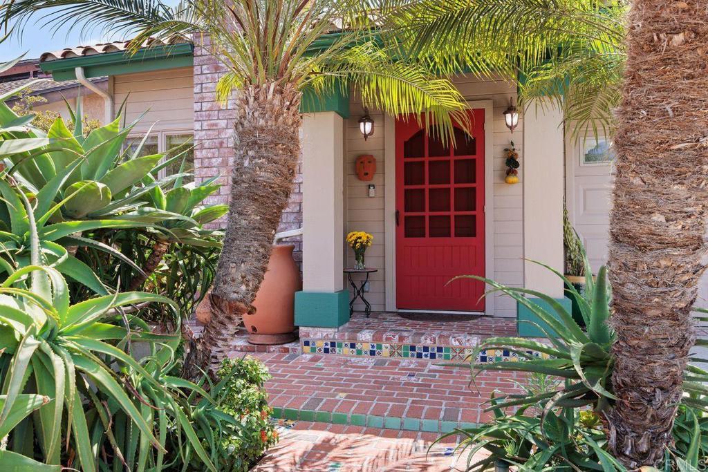 1501 Tennis Match Way Property Photo 3