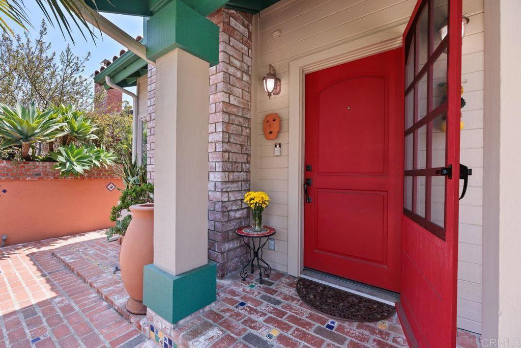 1501 Tennis Match Way Property Photo 4