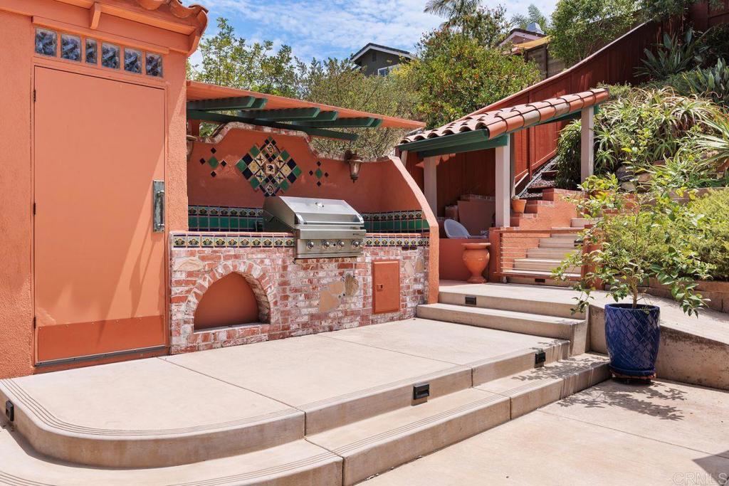 1501 Tennis Match Way Property Photo 29