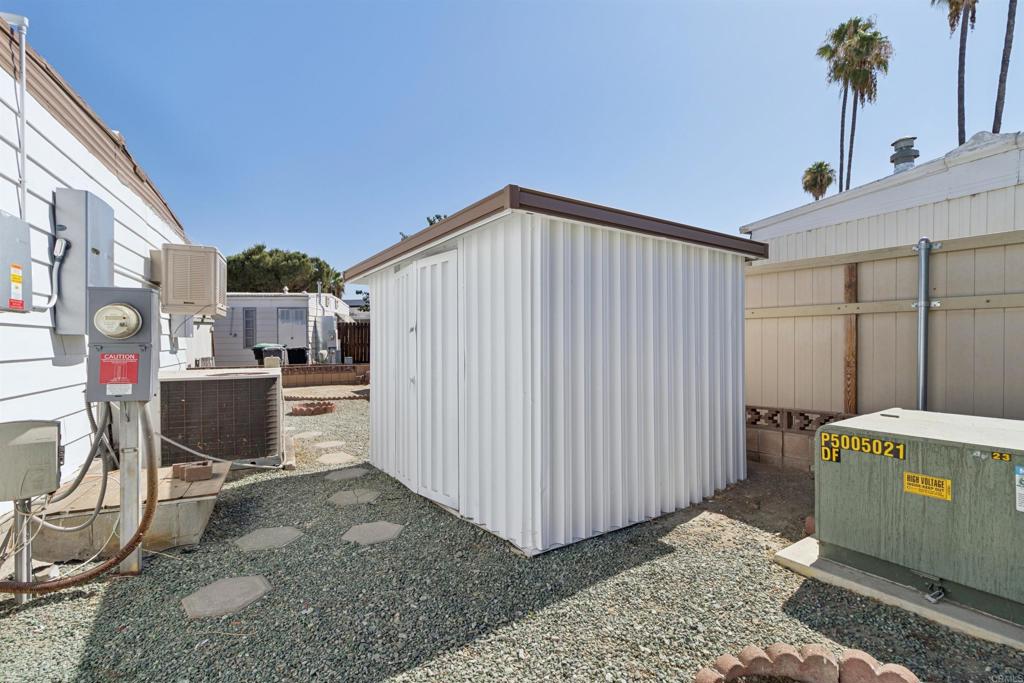 401 San Mateo Circle Property Photo 5