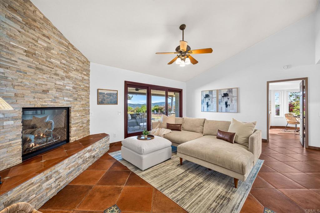 13703 Little Pond Road Property Photo 14