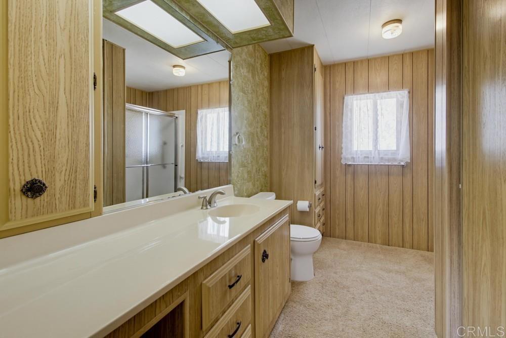 1219 E Barham Drive 24 Property Photo 18