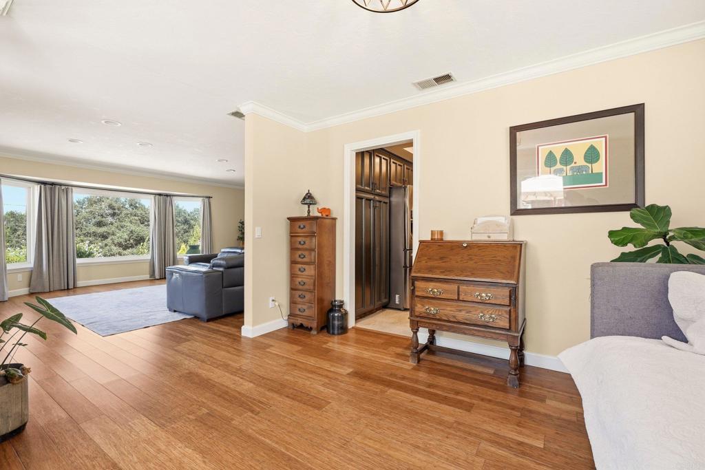16960 Whirlwind Lane Property Photo 10