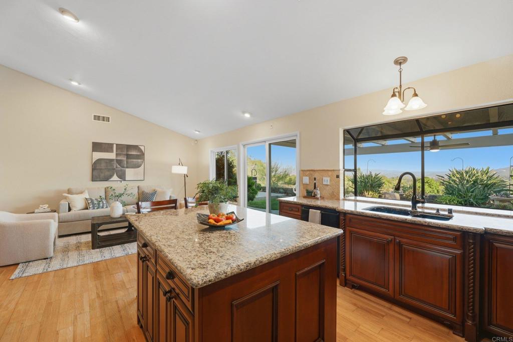 1356 Blackhawk Glen Property Photo 22