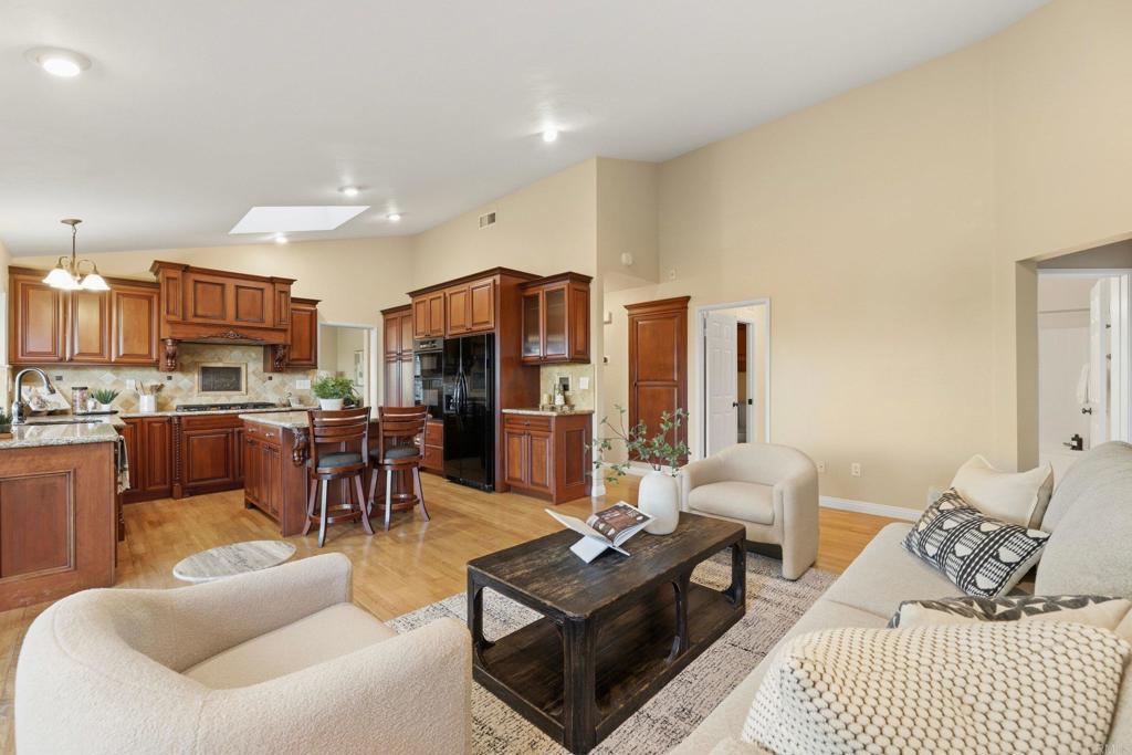 1356 Blackhawk Glen Property Photo 28