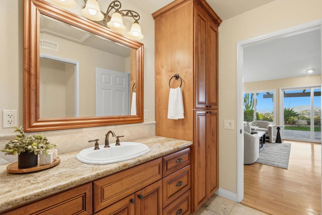 1356 Blackhawk Glen Property Photo 29