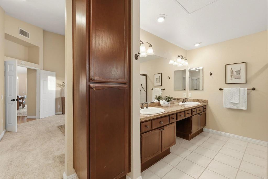 1356 Blackhawk Glen Property Photo 35