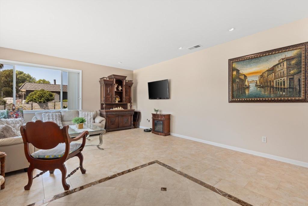 2125 Walnut Lane Property Photo 14