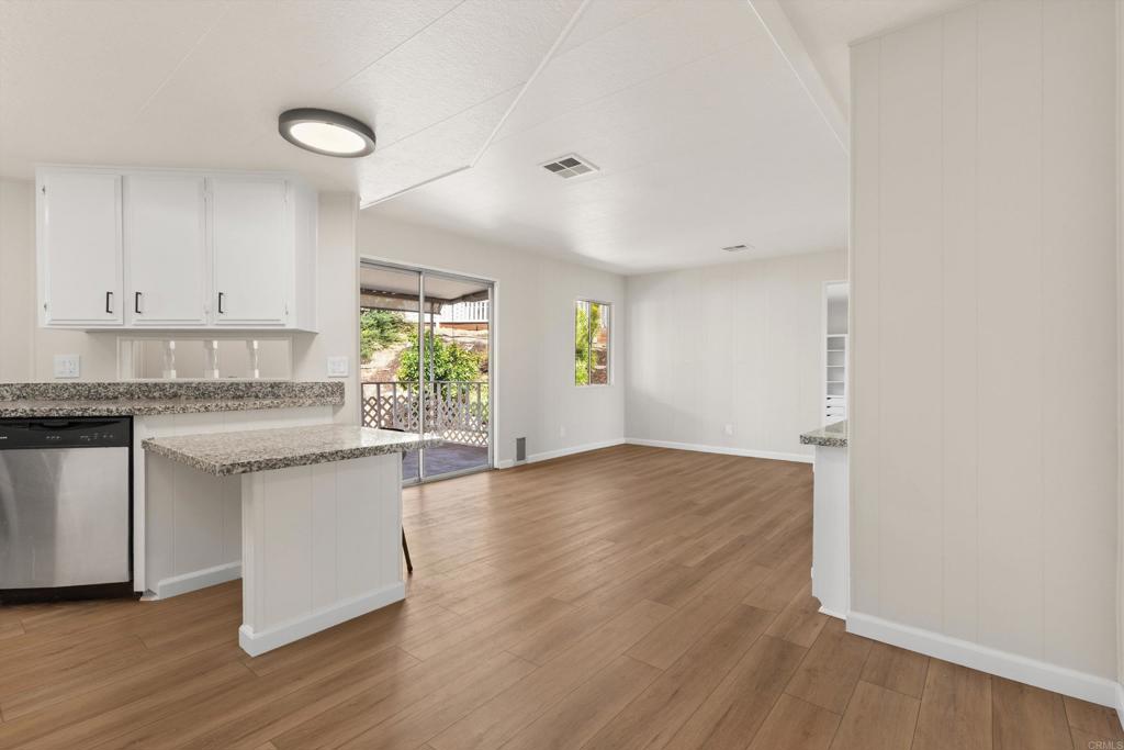 650 S Rancho Santa Fe Road 298 Property Photo 9