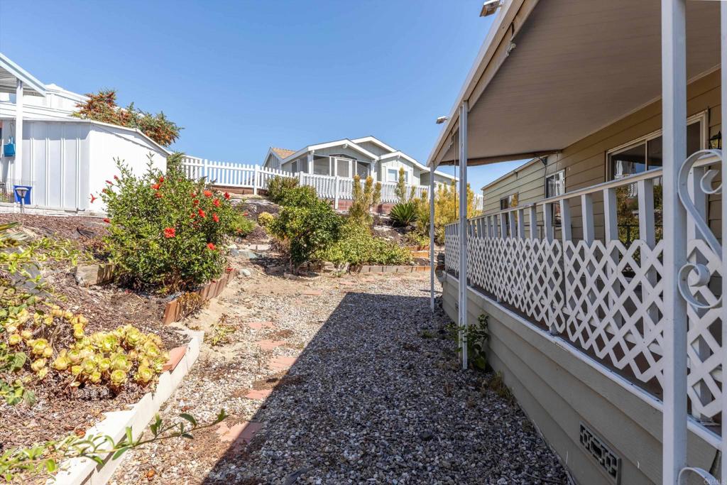 650 S Rancho Santa Fe Road 298 Property Photo 35