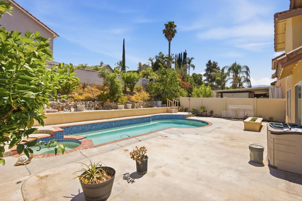 31802 Camino Rosales Property Photo 2