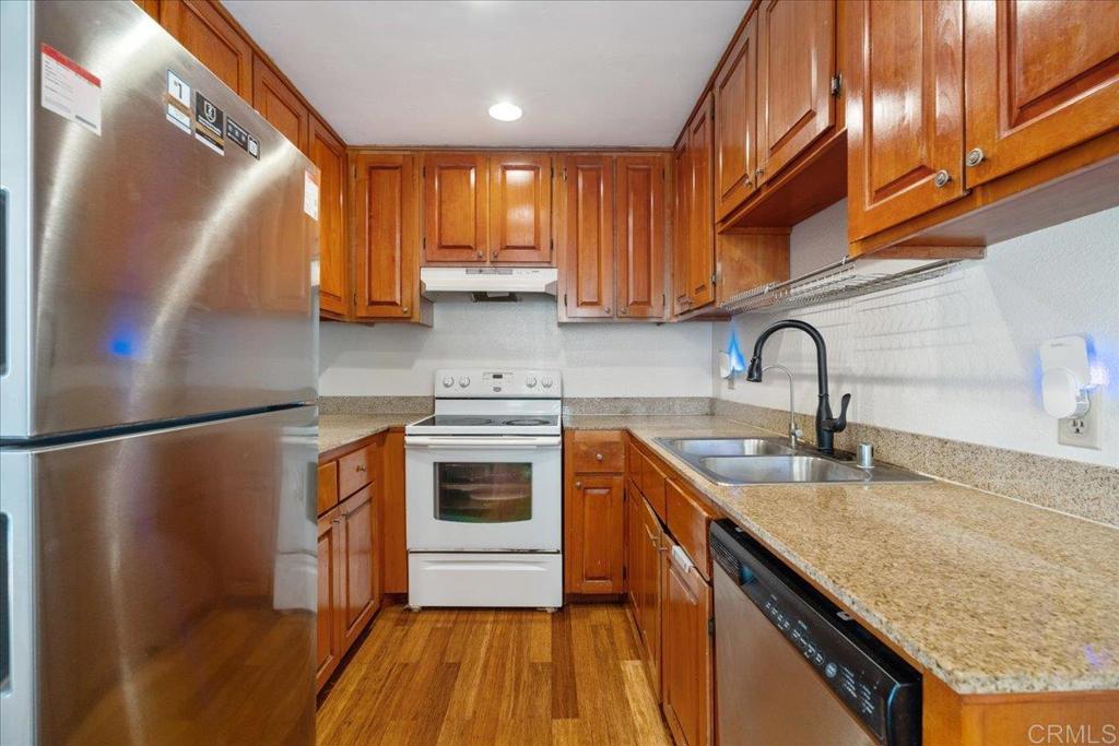 3557 Kenora Drive 52 Property Photo 7