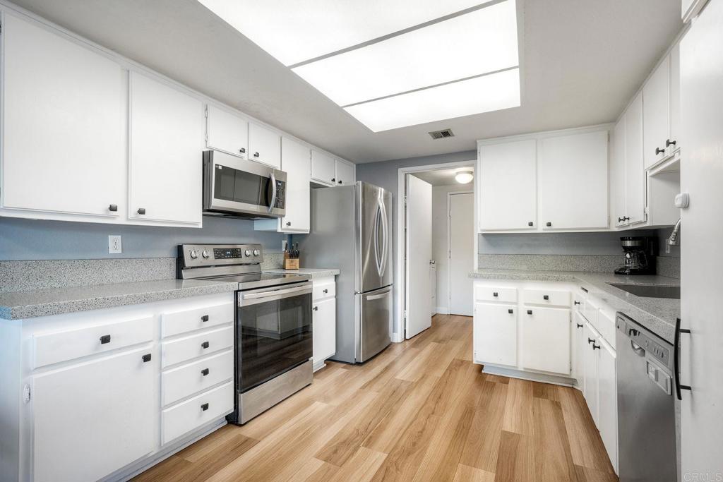 12963 Cree Court Property Photo 11
