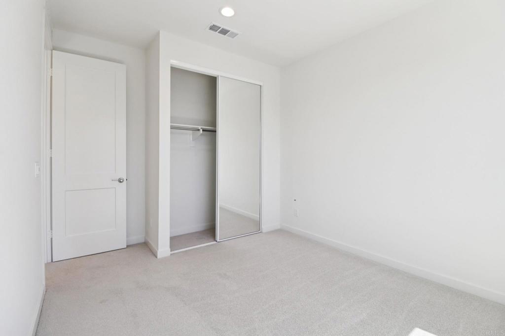 4942 Spirea Way Property Photo 18