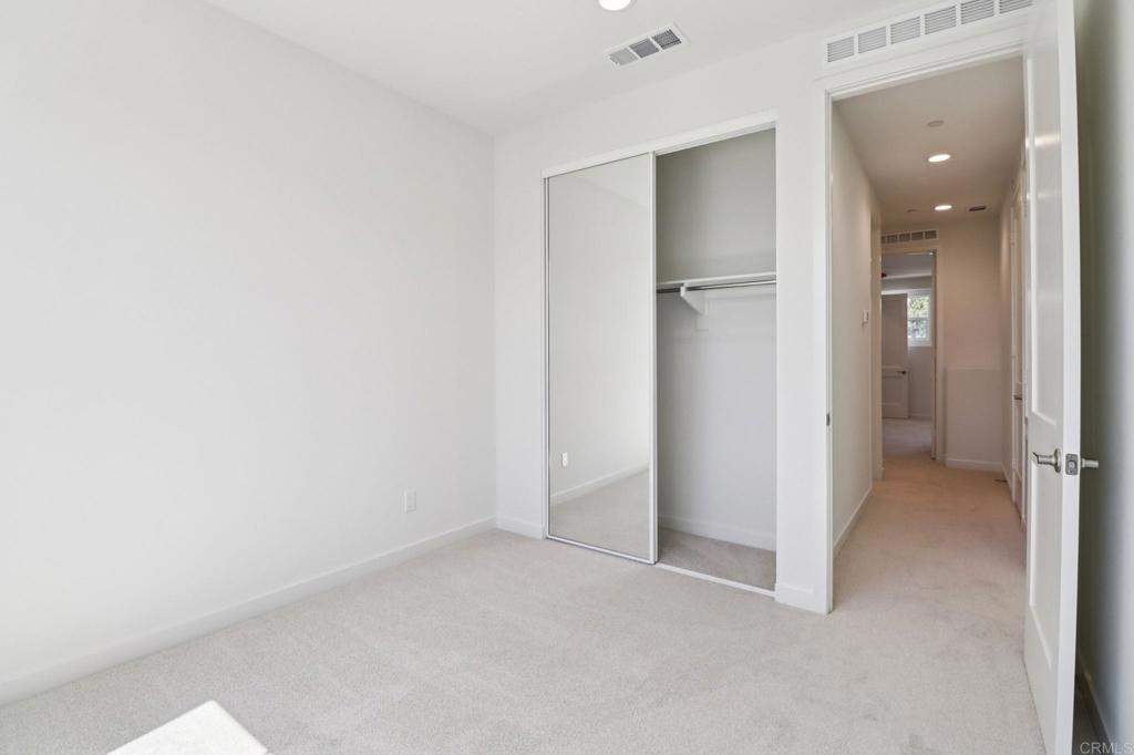 4942 Spirea Way Property Photo 20
