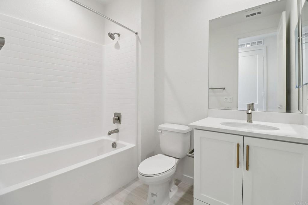 4942 Spirea Way Property Photo 22