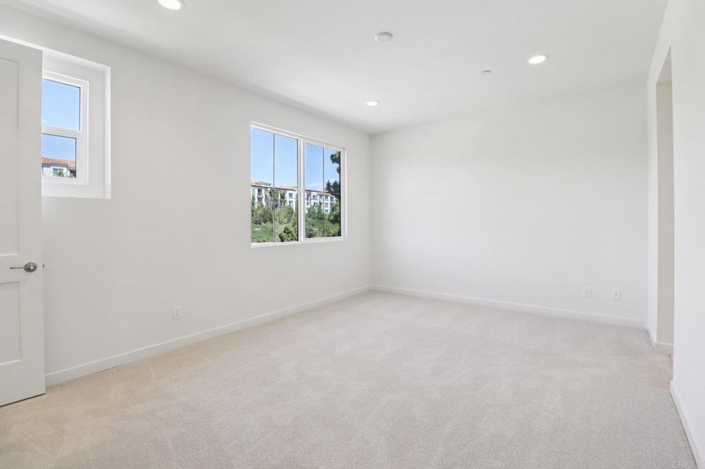4942 Spirea Way Property Photo 23