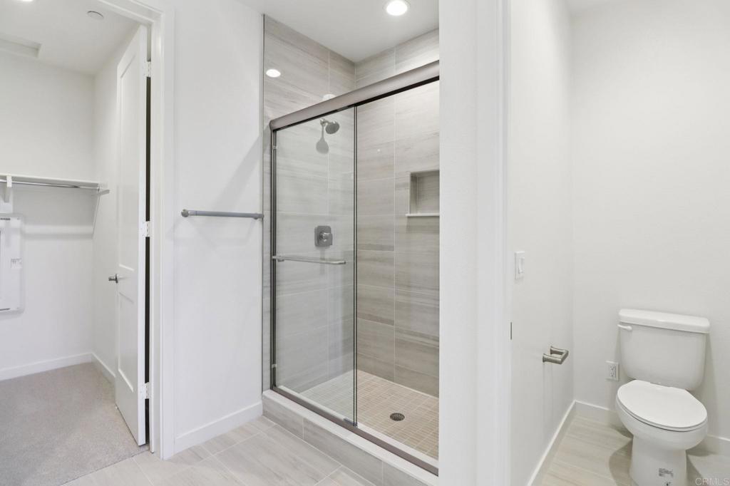 4942 Spirea Way Property Photo 27