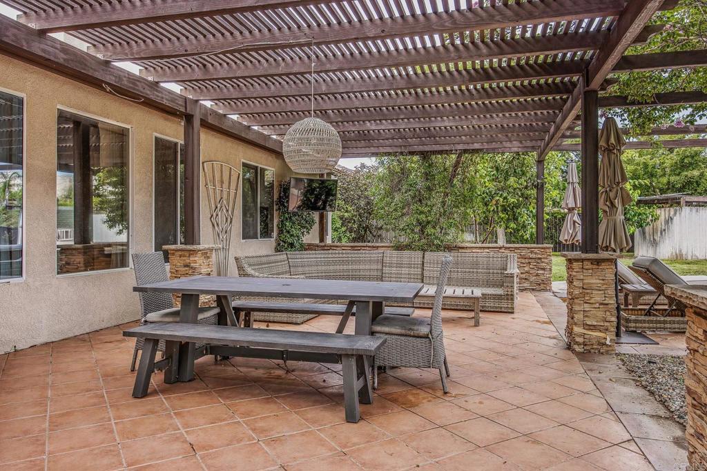 23560 Green Glen Property Photo 45