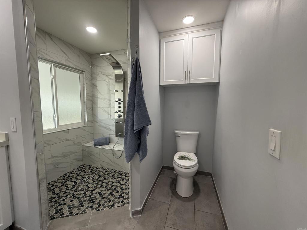 276 N El Camino Real 227 Property Photo 35