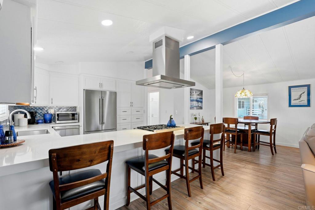 6493 Friendly Place Property Photo 14