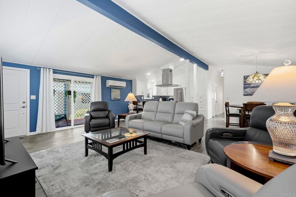 6493 Friendly Place Property Photo 16