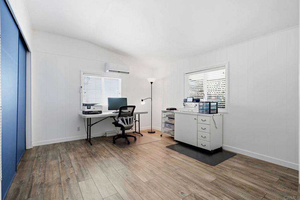 6493 Friendly Place Property Photo 26