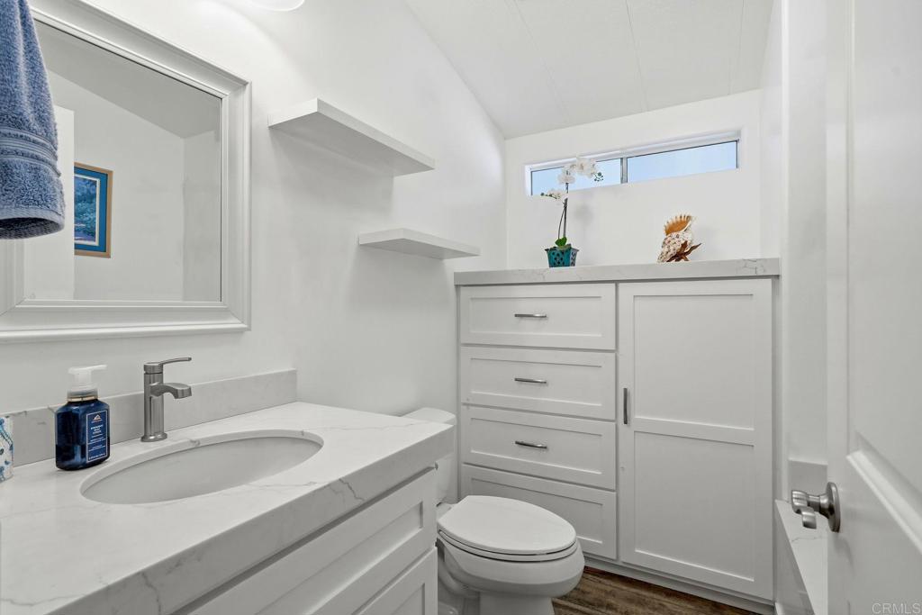 6493 Friendly Place Property Photo 27