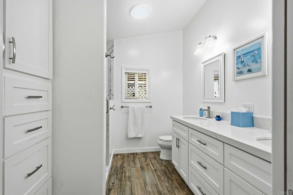 6493 Friendly Place Property Photo 28