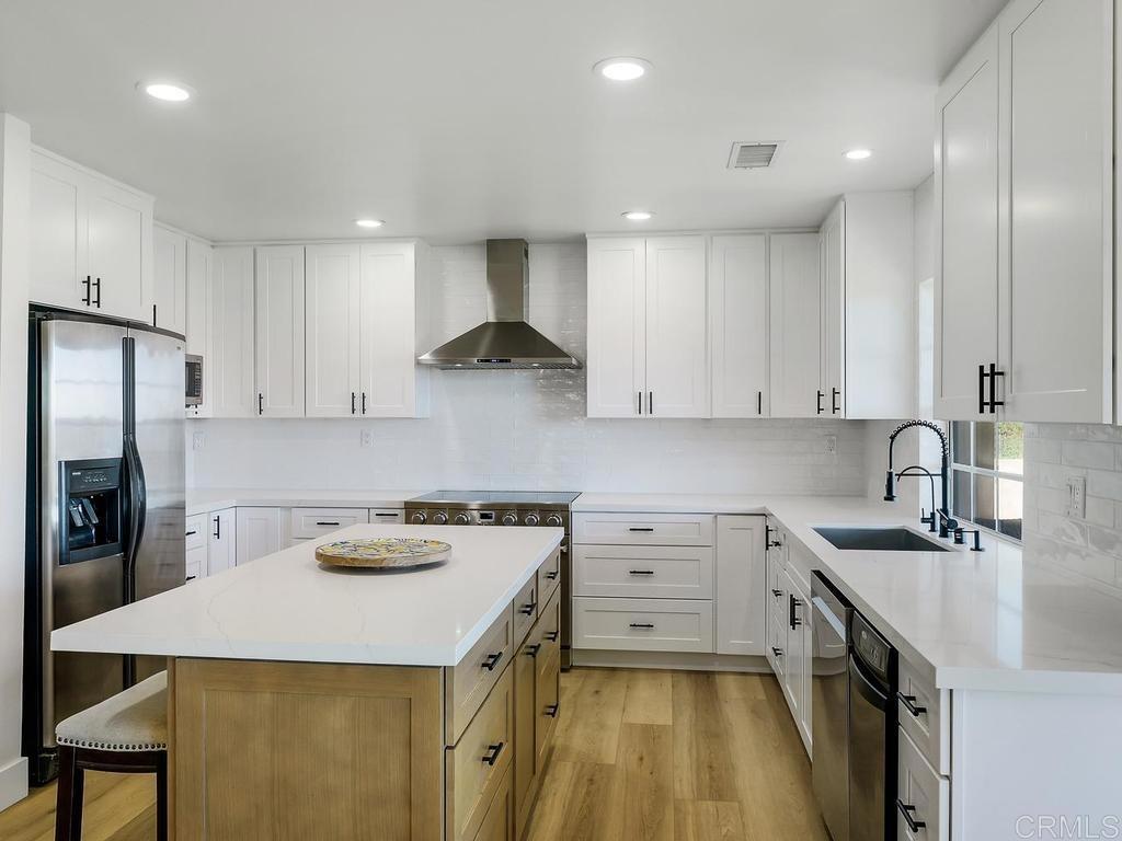 4241 Via El Dorado Property Photo 8