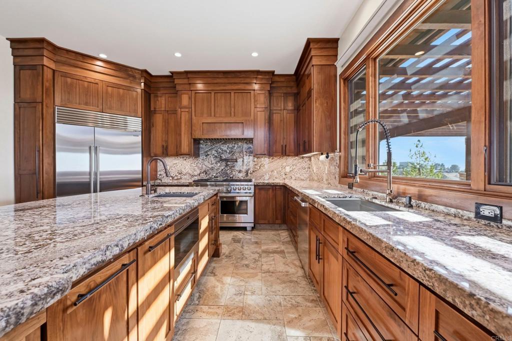 19576 Paradise Mountain Road Property Photo 4