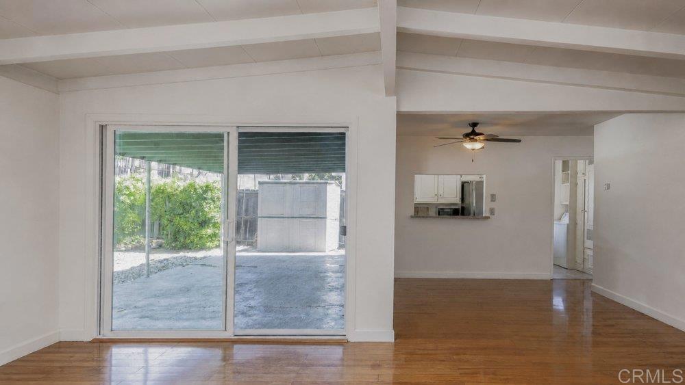5174 Acuna Street Property Photo 5