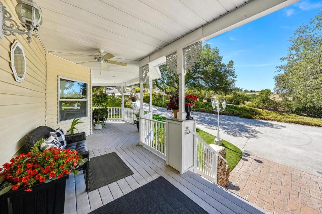 24665 Rancho Santa Teresa Drive Property Photo 44