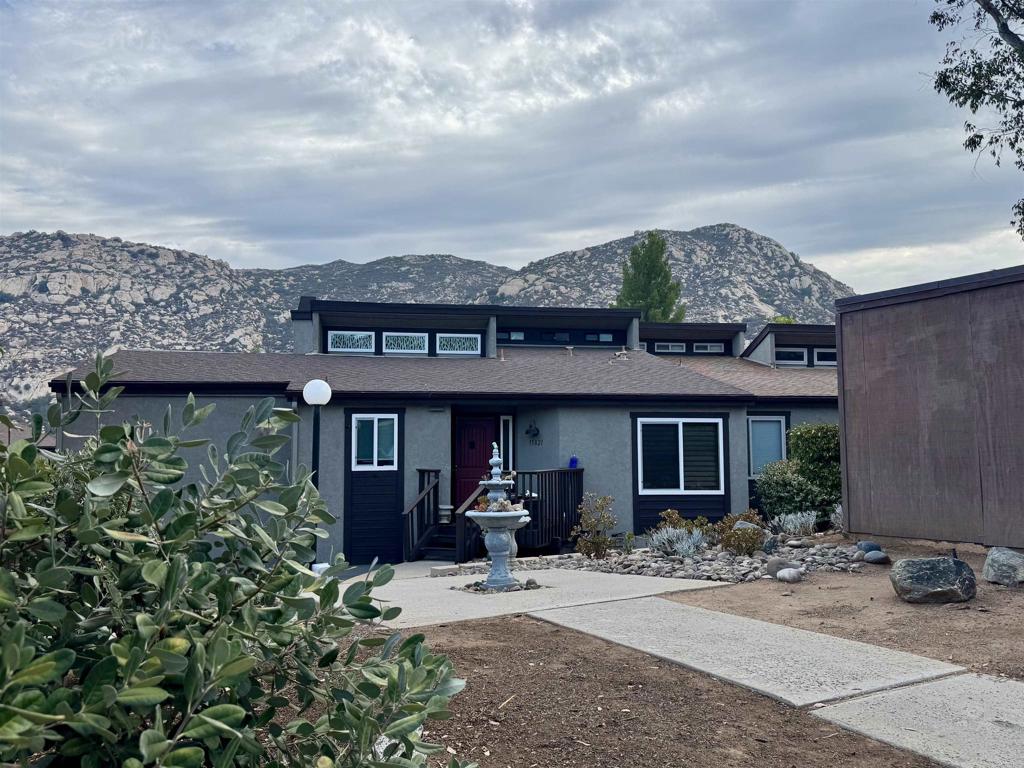 15821 Davis Cup Lane Property Photo 4