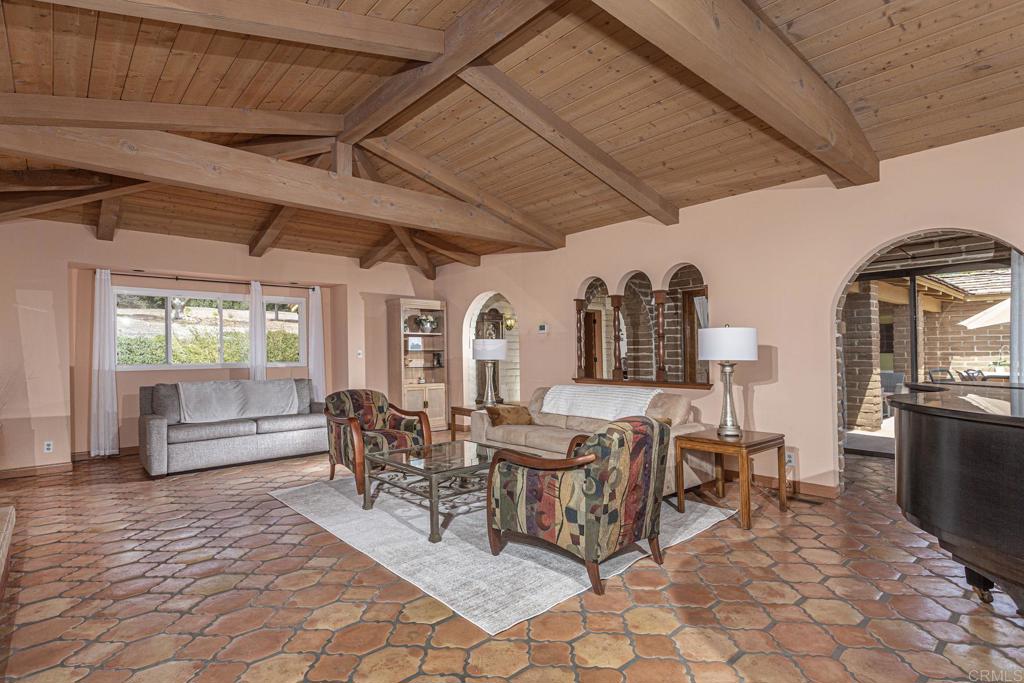 6678 Las Colinas Property Photo 6