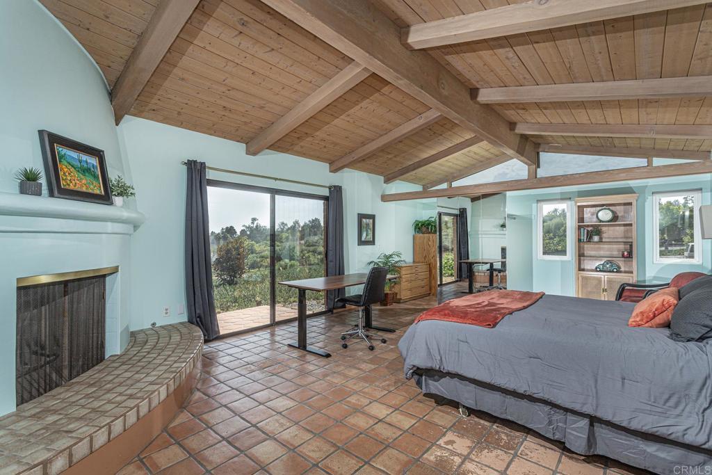 6678 Las Colinas Property Photo 10