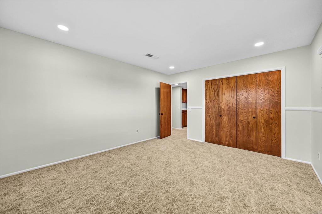 3495 Ridgecrest Dr. Property Photo 24