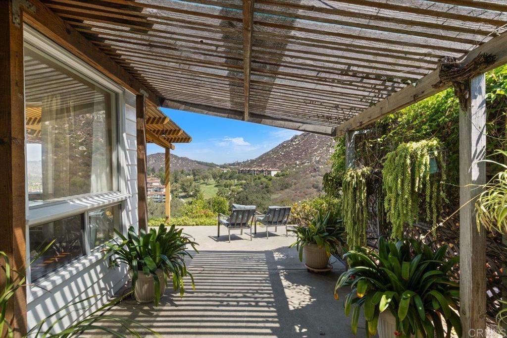 8975 Lawrence Welk Dr 141 Property Photo 27