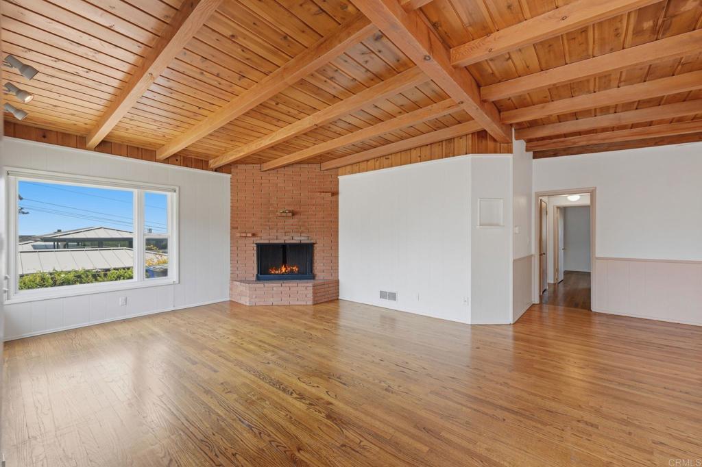 446 15th Street Property Photo 5