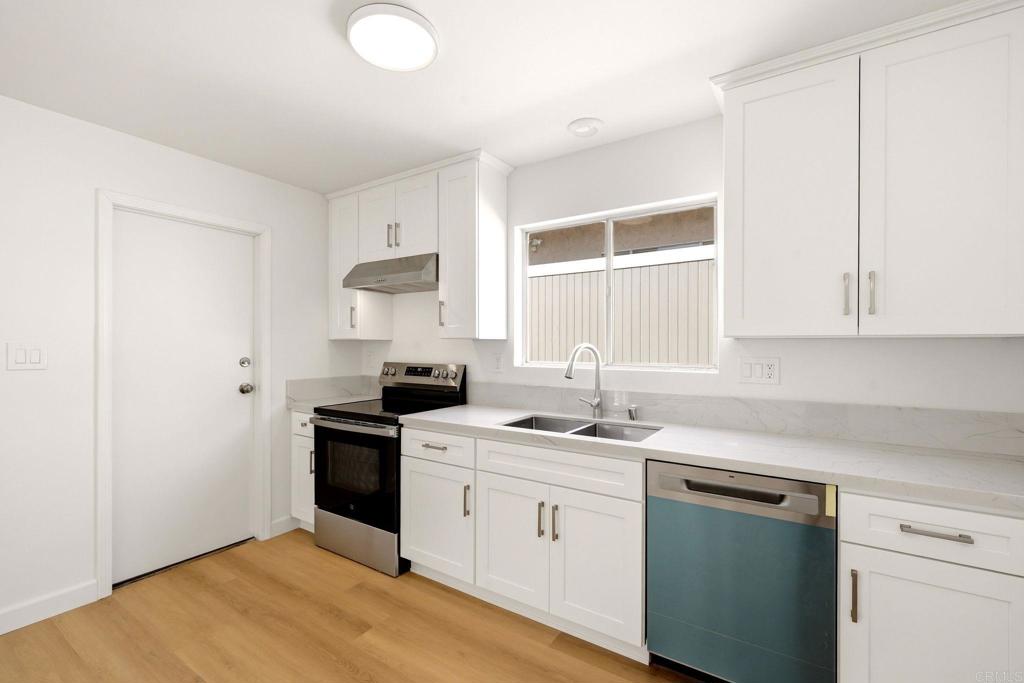 7205 Ballinger Avenue Property Photo 18