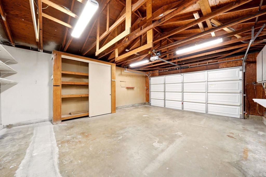 7205 Ballinger Avenue Property Photo 28