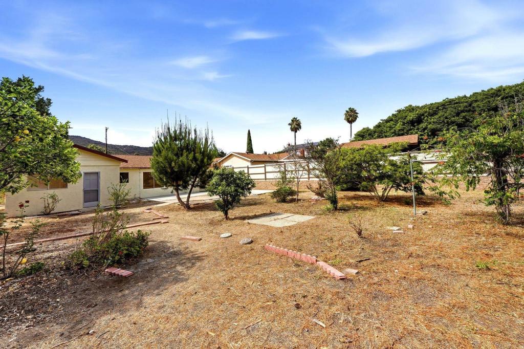 7205 Ballinger Avenue Property Photo 32