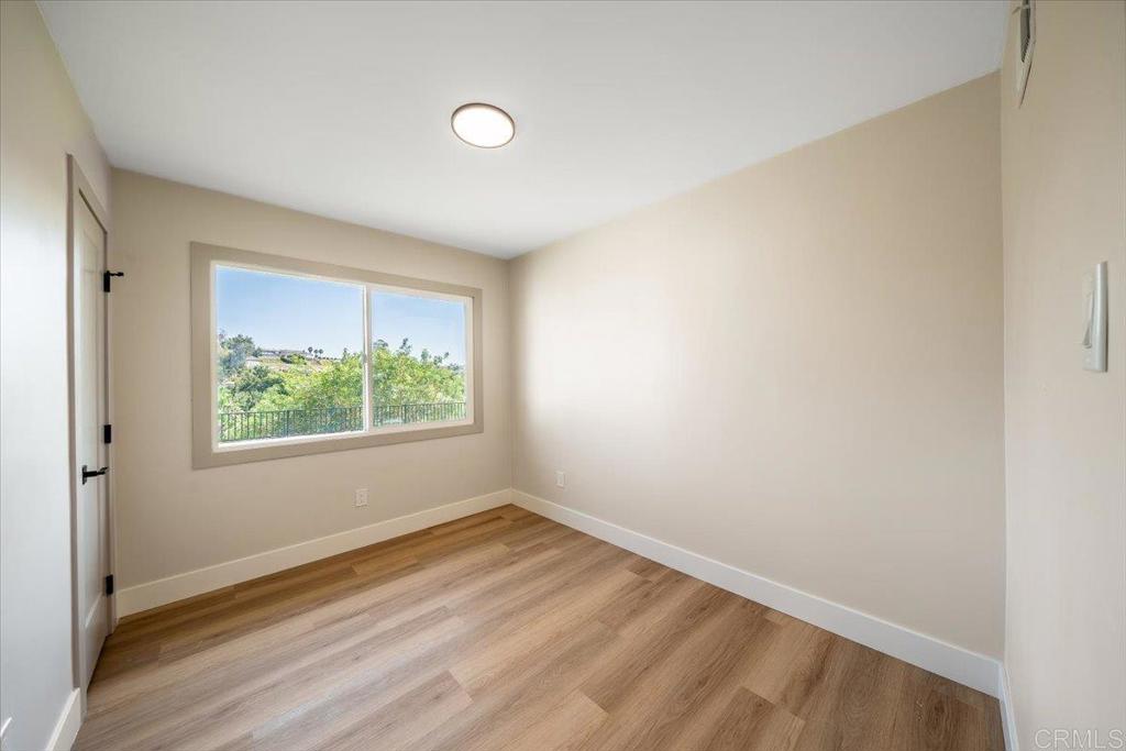 5693 Easton Avenue Property Photo 38