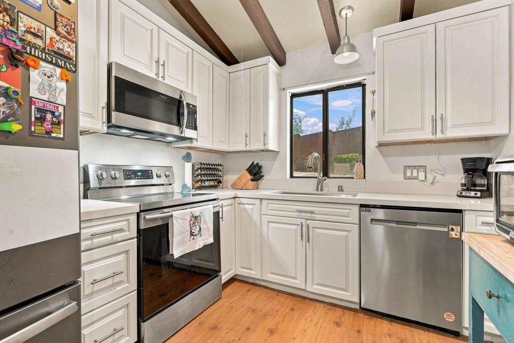 15831 Davis Cup Lane Property Photo 4