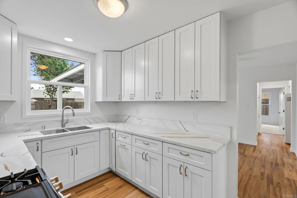 1490 Skyline Drive Property Photo 1