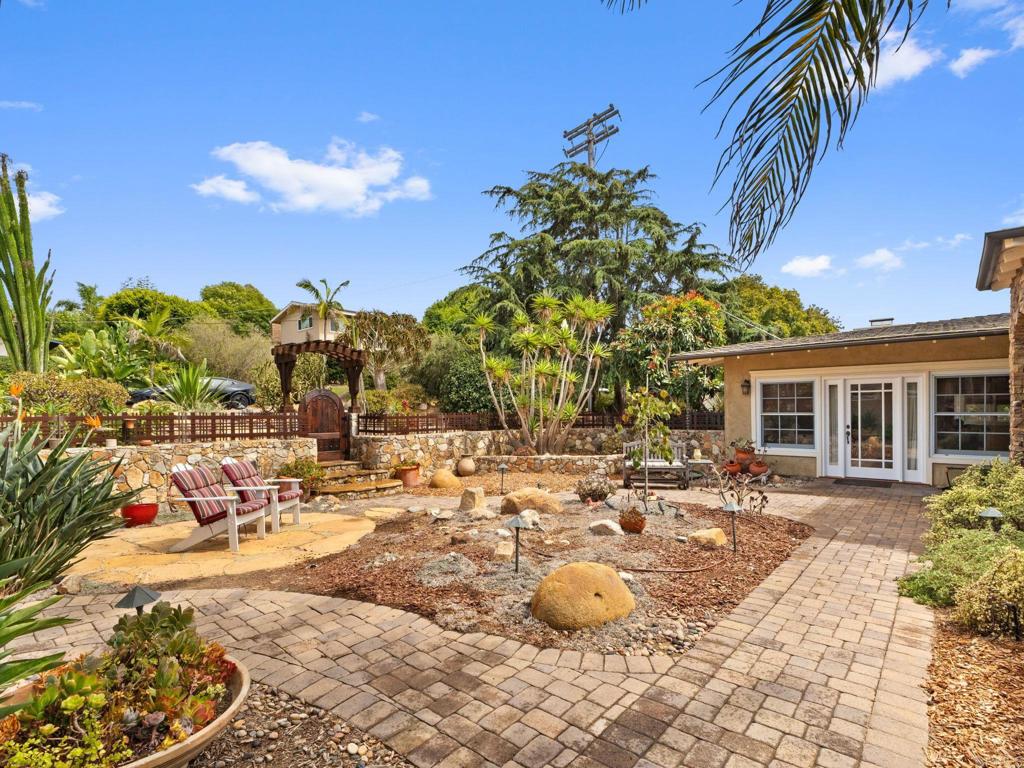 890 Passiflora Avenue Property Photo 49