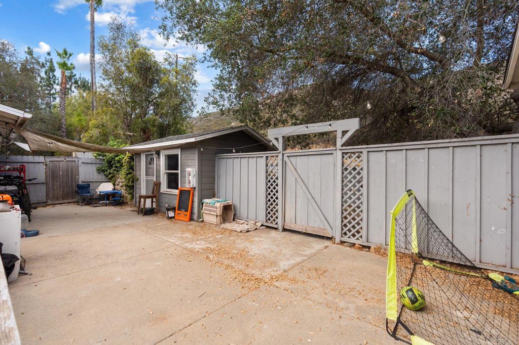 9704 Del Dios Highway Property Photo 11