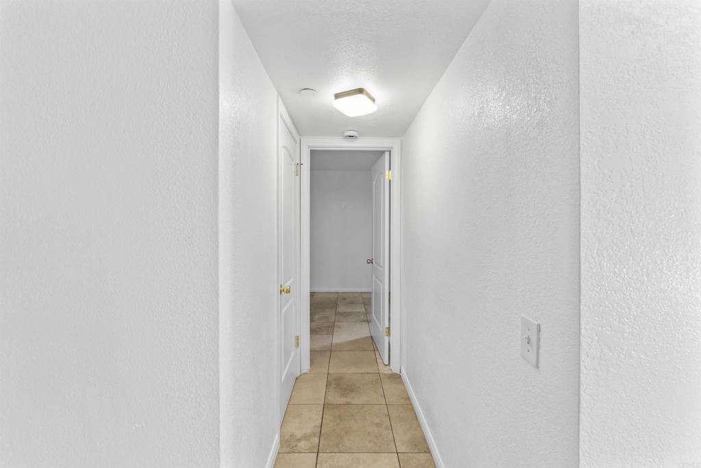 390 E Madison Avenue H Property Photo 8